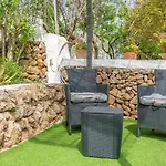 Casa Dina فيلة إيز ميركاذال