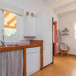 Casa Dina * إيز ميركاذال